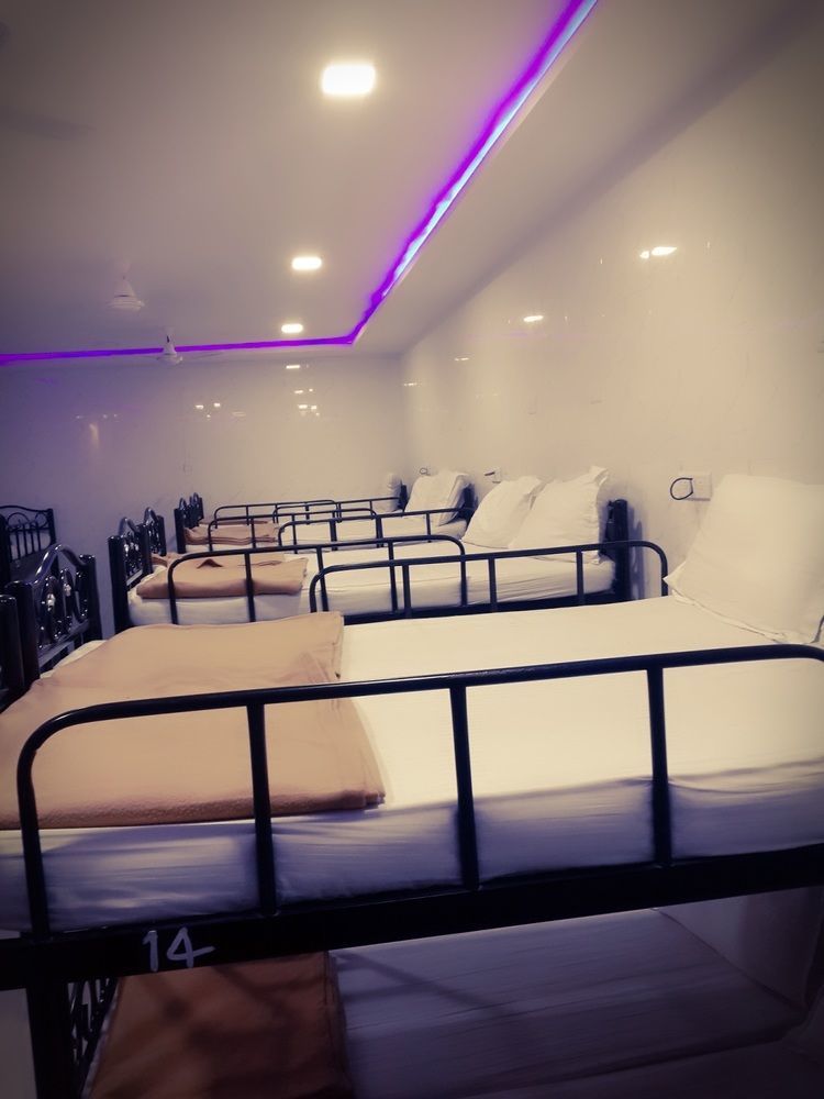 Star Dormitory ムンバイ エクステリア 写真