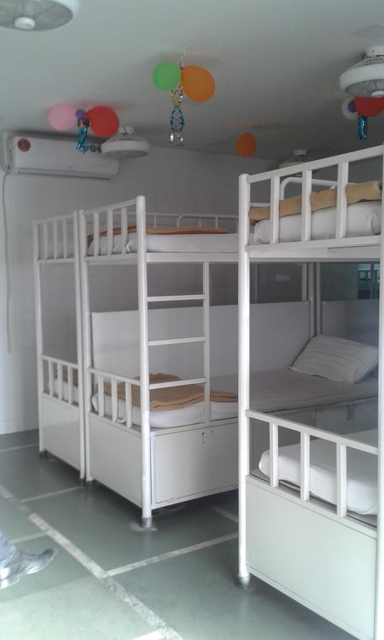 Star Dormitory ムンバイ エクステリア 写真