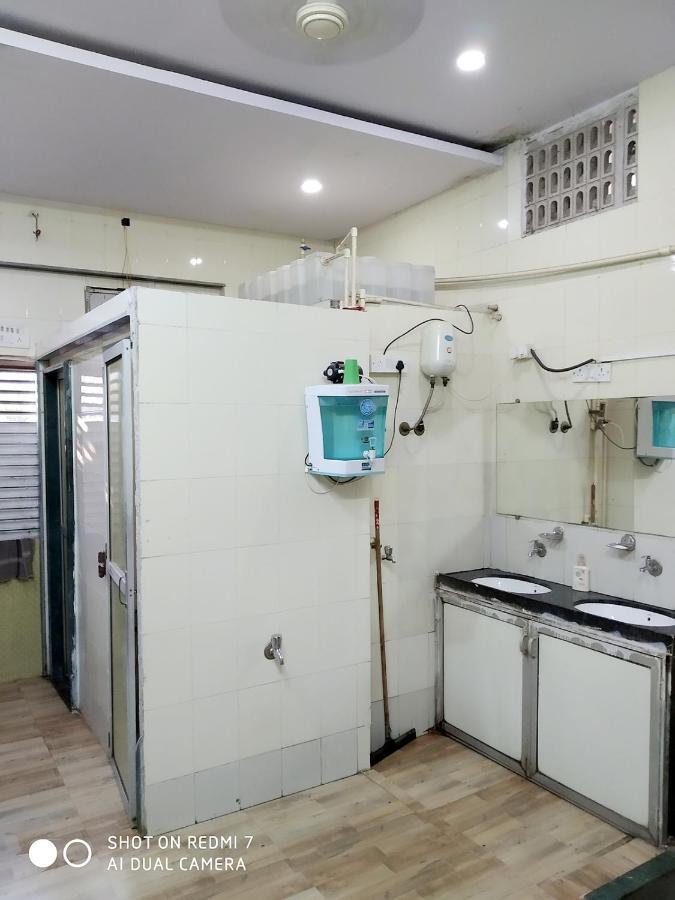 Star Dormitory ムンバイ エクステリア 写真