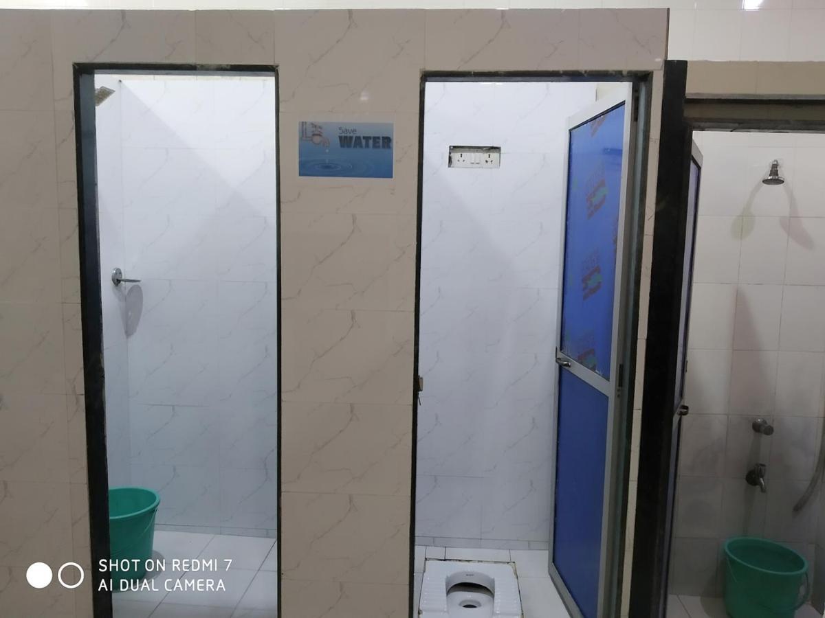 Star Dormitory ムンバイ エクステリア 写真